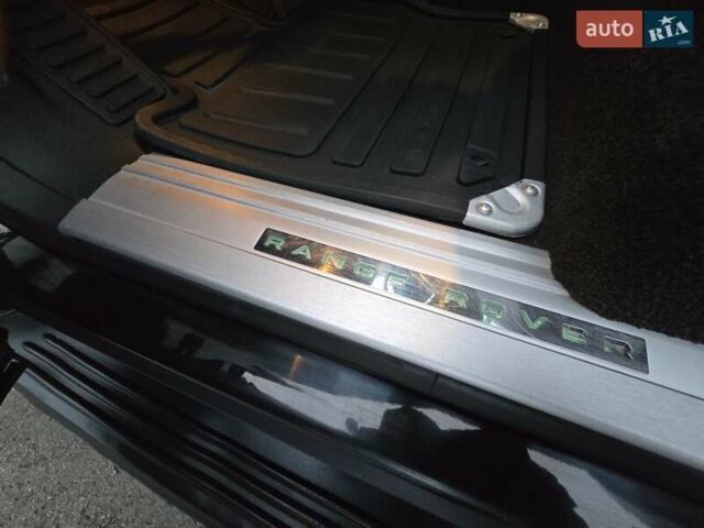 Черный Ленд Ровер Рендж Ровер, объемом двигателя 5 л и пробегом 199 тыс. км за 17000 $, фото 9 на Automoto.ua