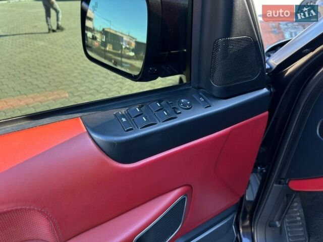 Чорний Ленд Ровер Рендж Ровер, об'ємом двигуна 5 л та пробігом 372 тис. км за 12500 $, фото 33 на Automoto.ua