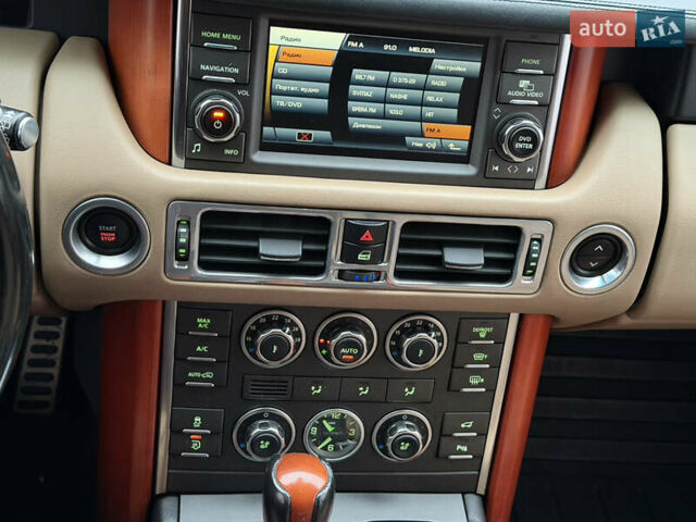 Черный Ленд Ровер Рендж Ровер, объемом двигателя 5 л и пробегом 195 тыс. км за 16000 $, фото 34 на Automoto.ua