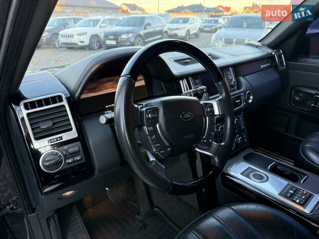 Чорний Ленд Ровер Рендж Ровер, об'ємом двигуна 4.39 л та пробігом 186 тис. км за 19600 $, фото 41 на Automoto.ua