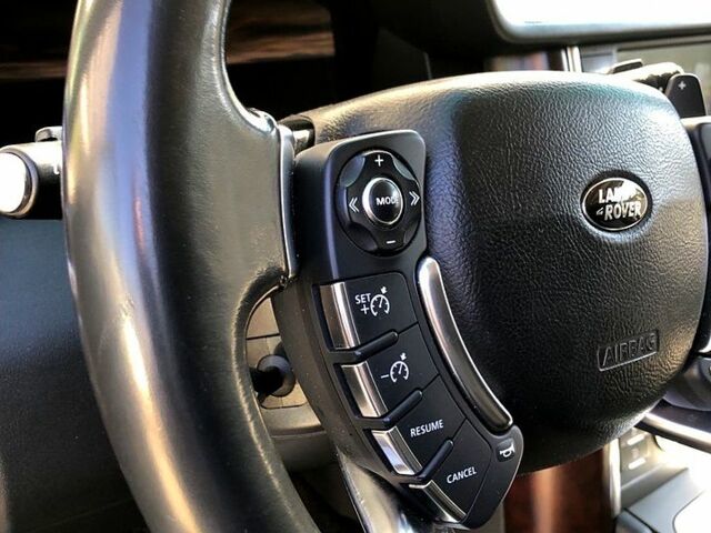 Чорний Ленд Ровер Рендж Ровер, об'ємом двигуна 4.4 л та пробігом 197 тис. км за 23000 $, фото 4 на Automoto.ua