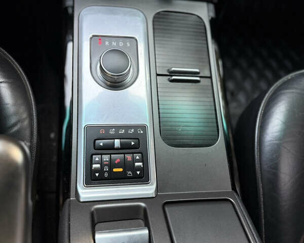 Чорний Ленд Ровер Рендж Ровер, об'ємом двигуна 4.37 л та пробігом 227 тис. км за 16900 $, фото 24 на Automoto.ua