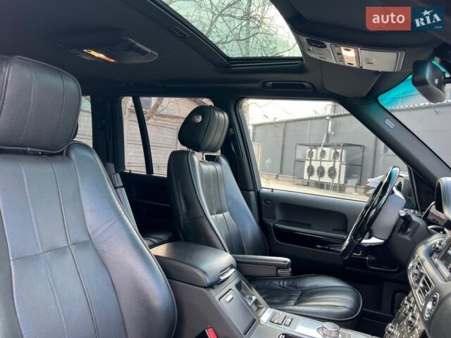 Чорний Ленд Ровер Рендж Ровер, об'ємом двигуна 4.37 л та пробігом 203 тис. км за 24000 $, фото 13 на Automoto.ua