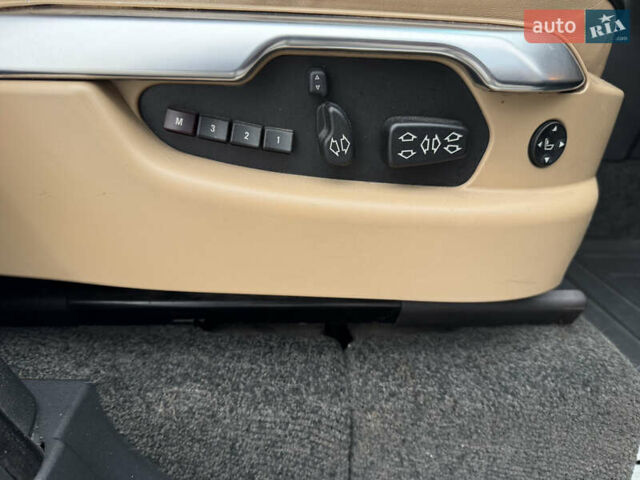 Чорний Ленд Ровер Рендж Ровер, об'ємом двигуна 4.37 л та пробігом 390 тис. км за 20500 $, фото 25 на Automoto.ua