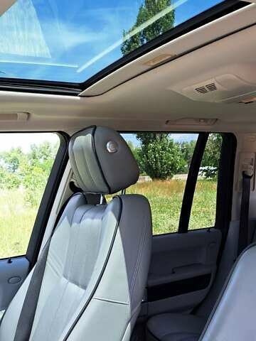 Черный Ленд Ровер Рендж Ровер, объемом двигателя 5 л и пробегом 184 тыс. км за 12800 $, фото 13 на Automoto.ua