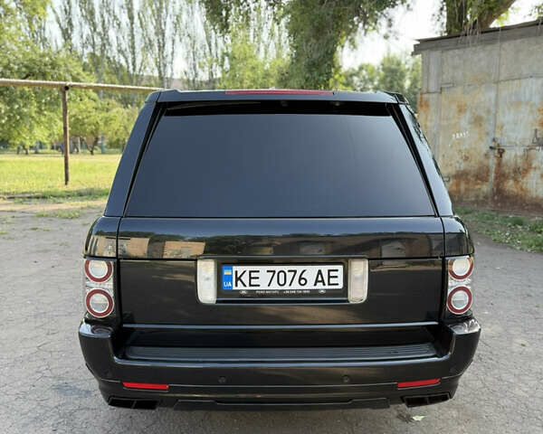 Чорний Ленд Ровер Рендж Ровер, об'ємом двигуна 4.37 л та пробігом 227 тис. км за 16900 $, фото 5 на Automoto.ua