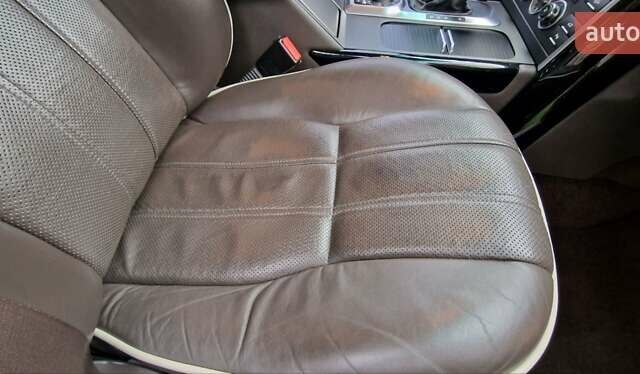 Чорний Ленд Ровер Рендж Ровер, об'ємом двигуна 5 л та пробігом 186 тис. км за 18700 $, фото 14 на Automoto.ua