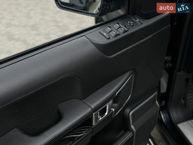 Чорний Ленд Ровер Рендж Ровер, об'ємом двигуна 5 л та пробігом 129 тис. км за 24999 $, фото 9 на Automoto.ua