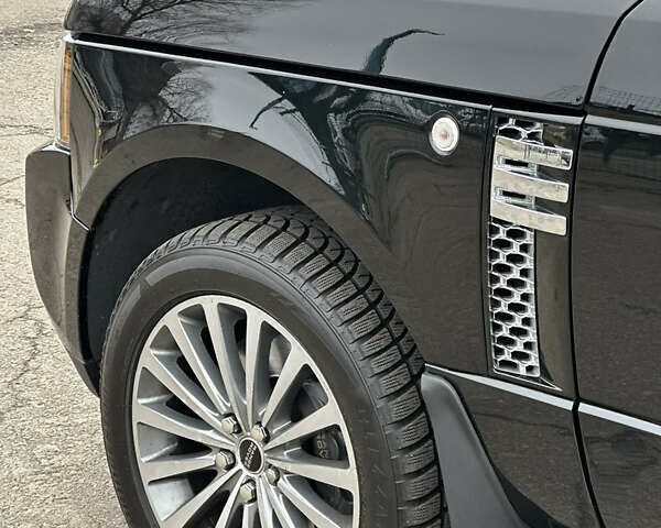 Чорний Ленд Ровер Рендж Ровер, об'ємом двигуна 4.37 л та пробігом 150 тис. км за 26000 $, фото 10 на Automoto.ua