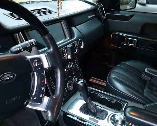 Черный Ленд Ровер Рендж Ровер, объемом двигателя 5 л и пробегом 167 тыс. км за 16800 $, фото 7 на Automoto.ua