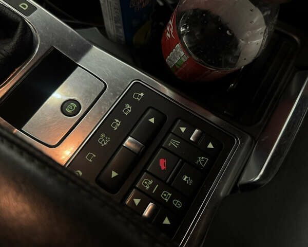 Черный Ленд Ровер Рендж Ровер, объемом двигателя 2.99 л и пробегом 175 тыс. км за 14499 $, фото 12 на Automoto.ua