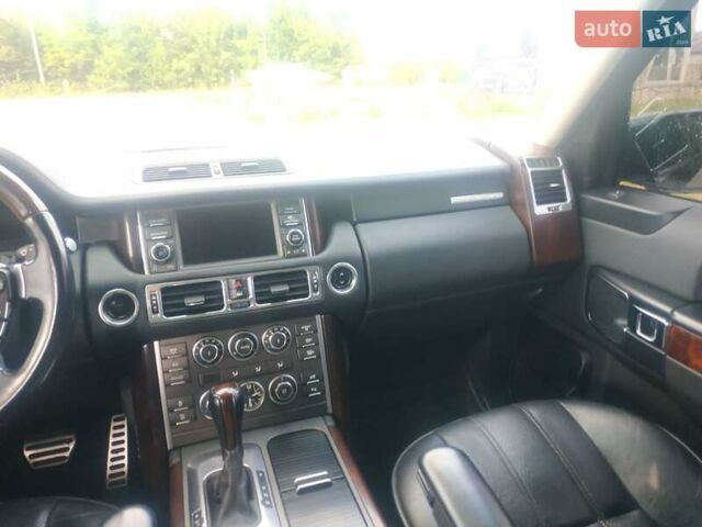 Черный Ленд Ровер Рендж Ровер, объемом двигателя 5 л и пробегом 212 тыс. км за 23000 $, фото 34 на Automoto.ua