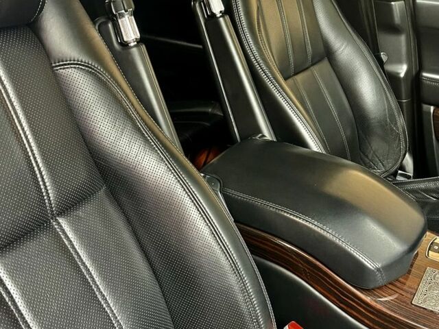 Черный Ленд Ровер Рендж Ровер, объемом двигателя 5 л и пробегом 220 тыс. км за 31200 $, фото 12 на Automoto.ua