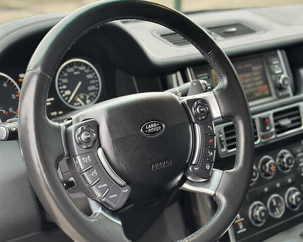 Чорний Ленд Ровер Рендж Ровер, об'ємом двигуна 4.37 л та пробігом 150 тис. км за 26000 $, фото 18 на Automoto.ua