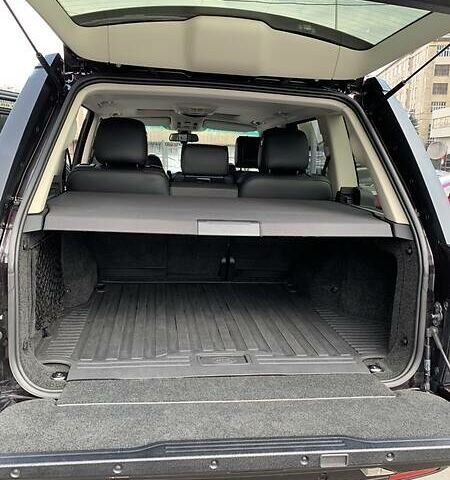 Чорний Ленд Ровер Рендж Ровер, об'ємом двигуна 4.4 л та пробігом 235 тис. км за 32700 $, фото 22 на Automoto.ua