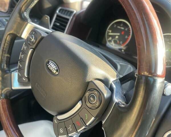 Чорний Ленд Ровер Рендж Ровер, об'ємом двигуна 4.37 л та пробігом 184 тис. км за 21000 $, фото 9 на Automoto.ua