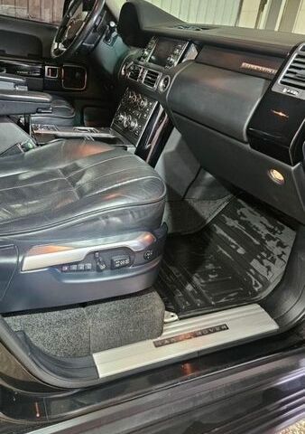 Черный Ленд Ровер Рендж Ровер, объемом двигателя 4.37 л и пробегом 282 тыс. км за 21777 $, фото 20 на Automoto.ua