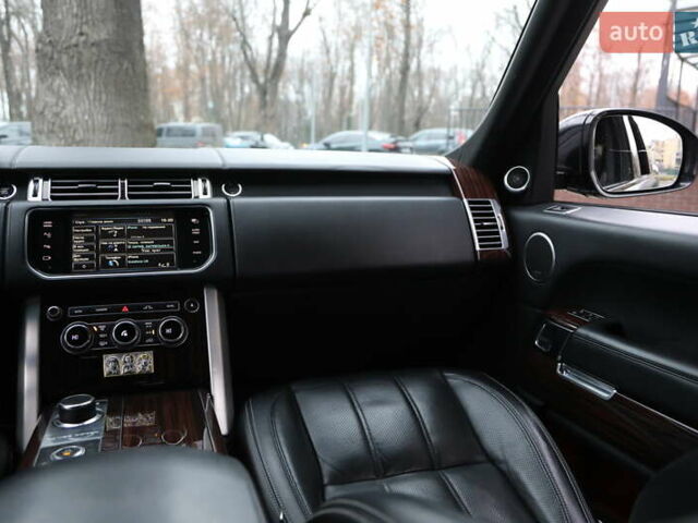 Чорний Ленд Ровер Рендж Ровер, об'ємом двигуна 5 л та пробігом 126 тис. км за 40000 $, фото 16 на Automoto.ua