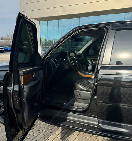 Чорний Ленд Ровер Рендж Ровер, об'ємом двигуна 5 л та пробігом 108 тис. км за 23500 $, фото 16 на Automoto.ua