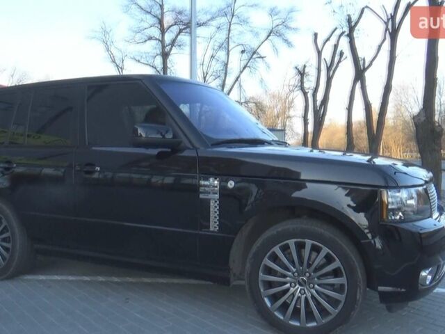 Чорний Ленд Ровер Рендж Ровер, об'ємом двигуна 4.4 л та пробігом 42 тис. км за 45000 $, фото 7 на Automoto.ua