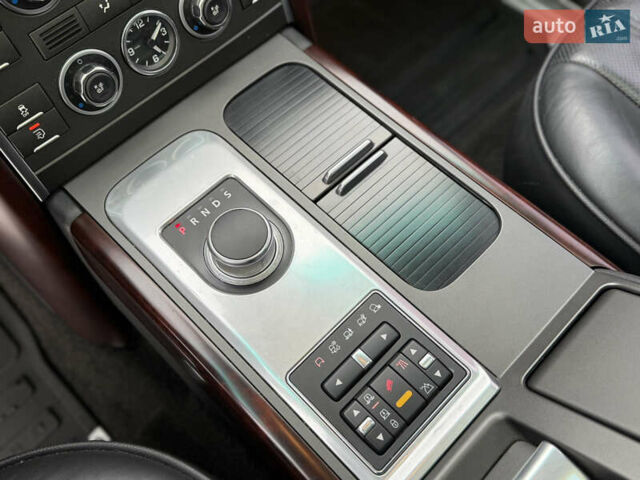 Черный Ленд Ровер Рендж Ровер, объемом двигателя 4.4 л и пробегом 272 тыс. км за 17900 $, фото 14 на Automoto.ua