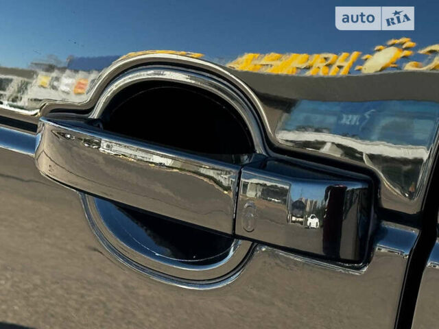 Ленд Ровер Рендж Ровер 2012 в Кривом Роге на Automoto.ua Черный Ленд Ровер Рендж Ровер, объемом двигателя 4.37 л и пробегом 273 тыс. км за 22500 $, фото 10 на Automoto.ua