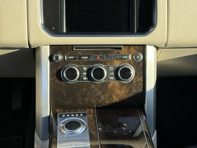 Черный Ленд Ровер Рендж Ровер, объемом двигателя 4.4 л и пробегом 200 тыс. км за 36000 $, фото 19 на Automoto.ua