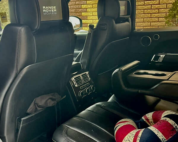 Чорний Ленд Ровер Рендж Ровер, об'ємом двигуна 5 л та пробігом 220 тис. км за 31200 $, фото 8 на Automoto.ua