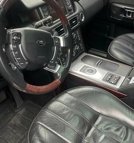 Чорний Ленд Ровер Рендж Ровер, об'ємом двигуна 4.37 л та пробігом 184 тис. км за 21000 $, фото 5 на Automoto.ua