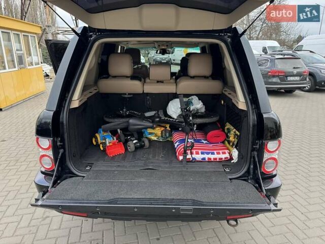 Чорний Ленд Ровер Рендж Ровер, об'ємом двигуна 4.37 л та пробігом 235 тис. км за 19500 $, фото 14 на Automoto.ua