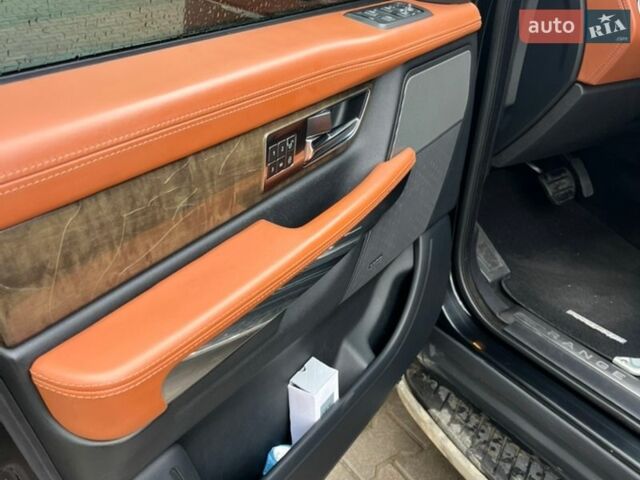 Чорний Ленд Ровер Рендж Ровер, об'ємом двигуна 2.99 л та пробігом 278 тис. км за 16400 $, фото 4 на Automoto.ua