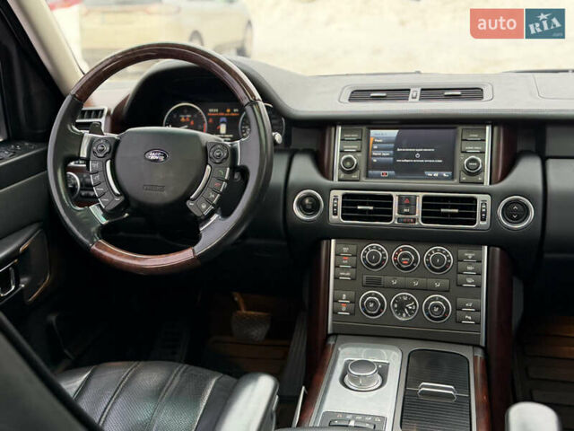 Черный Ленд Ровер Рендж Ровер, объемом двигателя 4.4 л и пробегом 272 тыс. км за 17900 $, фото 19 на Automoto.ua