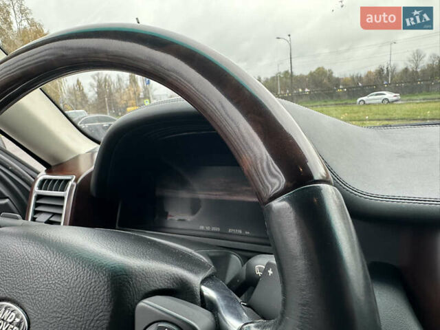 Черный Ленд Ровер Рендж Ровер, объемом двигателя 4.37 л и пробегом 270 тыс. км за 19500 $, фото 28 на Automoto.ua