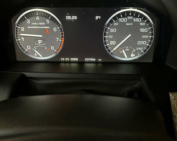 Черный Ленд Ровер Рендж Ровер, объемом двигателя 5 л и пробегом 237 тыс. км за 17700 $, фото 10 на Automoto.ua