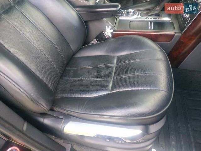 Черный Ленд Ровер Рендж Ровер, объемом двигателя 5 л и пробегом 212 тыс. км за 23000 $, фото 45 на Automoto.ua