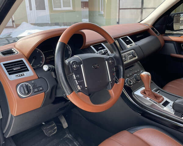 Чорний Ленд Ровер Рендж Ровер, об'ємом двигуна 2.99 л та пробігом 70 тис. км за 38000 $, фото 6 на Automoto.ua