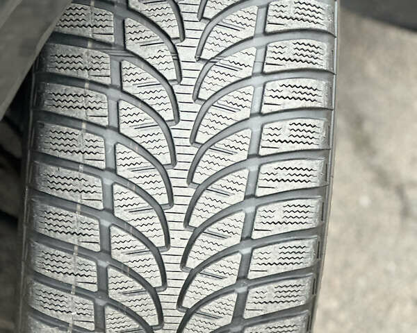 Чорний Ленд Ровер Рендж Ровер, об'ємом двигуна 4.37 л та пробігом 150 тис. км за 26000 $, фото 1 на Automoto.ua