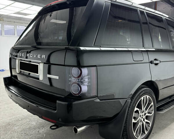 Черный Ленд Ровер Рендж Ровер, объемом двигателя 5 л и пробегом 82 тыс. км за 25500 $, фото 6 на Automoto.ua