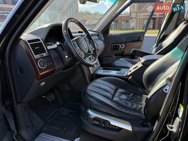 Чорний Ленд Ровер Рендж Ровер, об'ємом двигуна 4.37 л та пробігом 230 тис. км за 20000 $, фото 11 на Automoto.ua