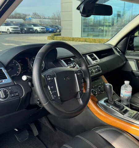 Чорний Ленд Ровер Рендж Ровер, об'ємом двигуна 5 л та пробігом 108 тис. км за 23500 $, фото 13 на Automoto.ua