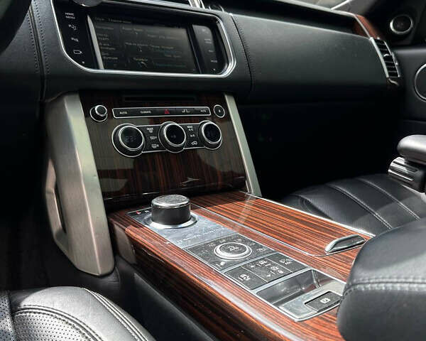 Черный Ленд Ровер Рендж Ровер, объемом двигателя 4.4 л и пробегом 218 тыс. км за 36000 $, фото 31 на Automoto.ua