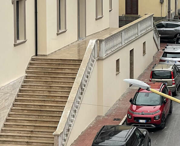 Чорний Ленд Ровер Рендж Ровер, об'ємом двигуна 5 л та пробігом 220 тис. км за 31200 $, фото 3 на Automoto.ua