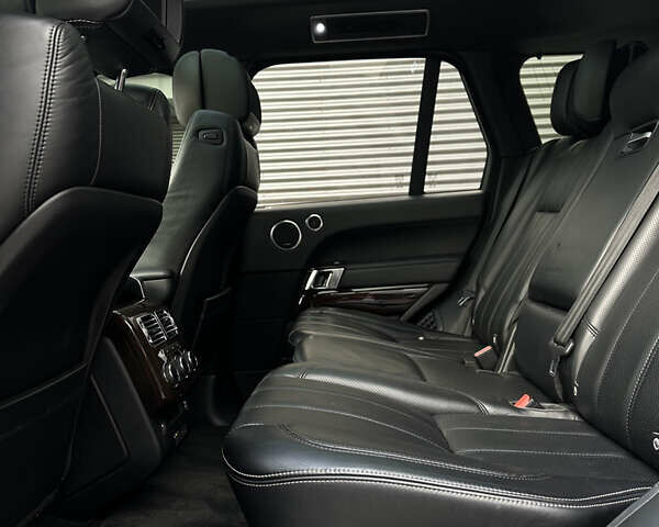 Черный Ленд Ровер Рендж Ровер, объемом двигателя 4.4 л и пробегом 218 тыс. км за 36000 $, фото 66 на Automoto.ua