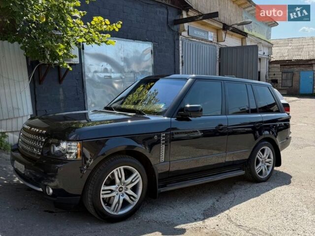 Чорний Ленд Ровер Рендж Ровер, об'ємом двигуна 5 л та пробігом 190 тис. км за 18000 $, фото 4 на Automoto.ua