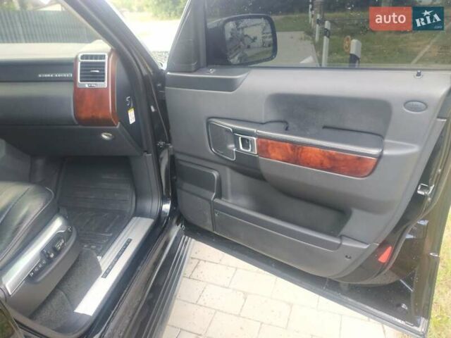 Черный Ленд Ровер Рендж Ровер, объемом двигателя 5 л и пробегом 212 тыс. км за 23000 $, фото 47 на Automoto.ua