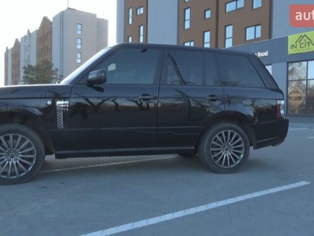 Чорний Ленд Ровер Рендж Ровер, об'ємом двигуна 4.4 л та пробігом 42 тис. км за 45000 $, фото 19 на Automoto.ua