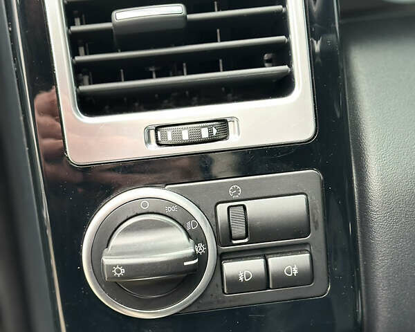 Чорний Ленд Ровер Рендж Ровер, об'ємом двигуна 4.37 л та пробігом 150 тис. км за 26000 $, фото 20 на Automoto.ua