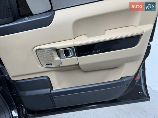 Черный Ленд Ровер Рендж Ровер, объемом двигателя 5 л и пробегом 82 тыс. км за 25500 $, фото 37 на Automoto.ua