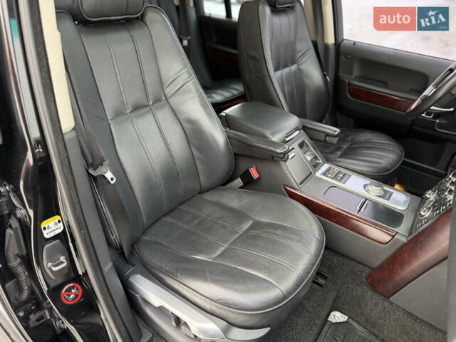 Черный Ленд Ровер Рендж Ровер, объемом двигателя 4.4 л и пробегом 272 тыс. км за 17900 $, фото 20 на Automoto.ua