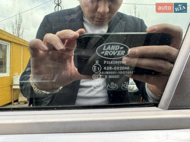 Чорний Ленд Ровер Рендж Ровер, об'ємом двигуна 4.37 л та пробігом 235 тис. км за 19500 $, фото 9 на Automoto.ua